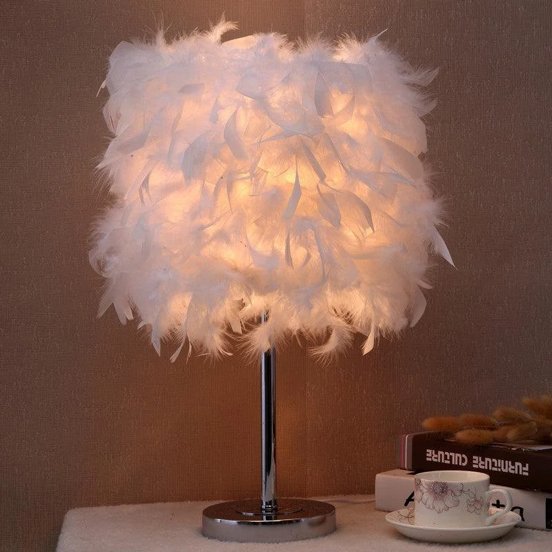 Fluffy Feather Elegance Table Lamp